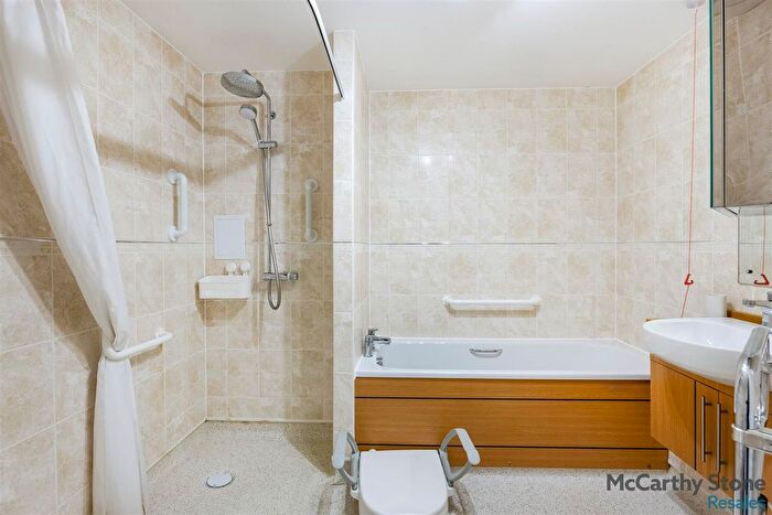 1 Bedroom Flat For Sale In Florence Court, North Deeside Road, Aberdeen, AB15