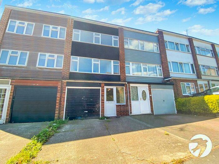 2 Bedroom Terraced House To Rent In Tonge Road, Sittingbourne, ME10