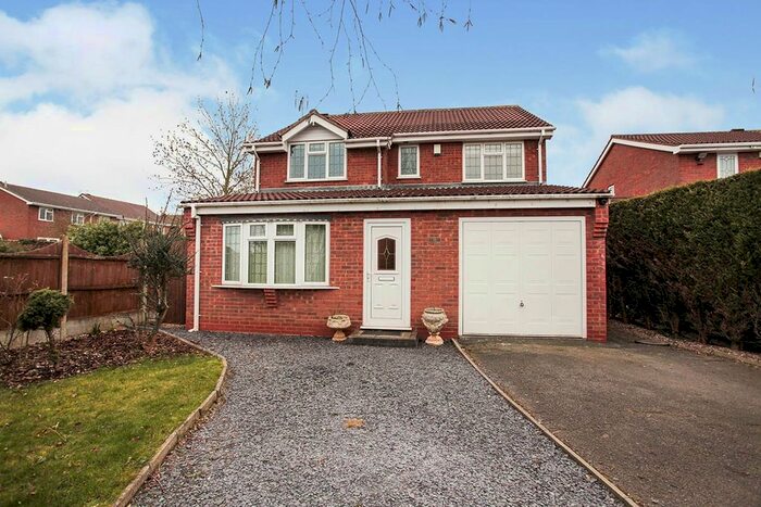 5 Bedroom Detached House To Rent In Penzance Way, Nuneaton, Warwickshire, CV11