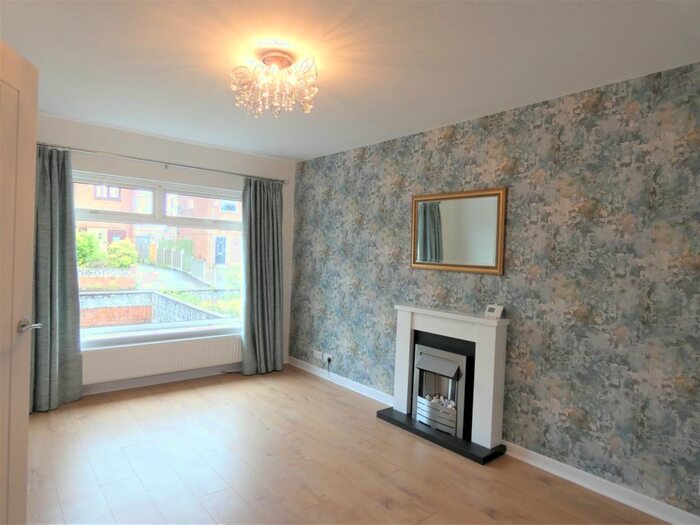 2 Bedroom Semi-Detached Bungalow To Rent In Irongate, Bamber Bridge, Preston, PR5