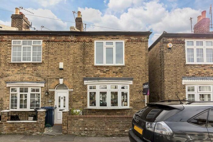 3 Bedroom Property To Rent In Bedford Road, London, W13