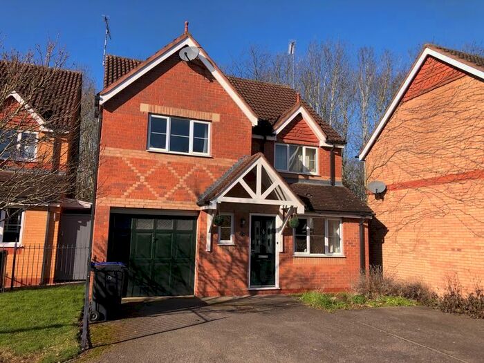 4 Bedroom Detached House To Rent In Dale Close, Daventry, NN11