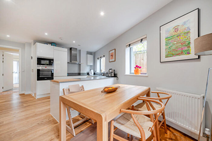 3 Bedroom Apartment For Sale In Grove Vale, London, SE22