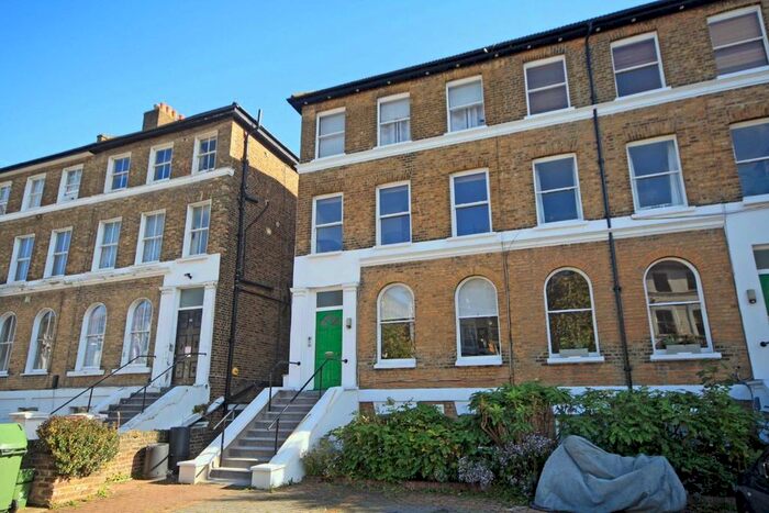 2 Bedroom Flat To Rent In Windsor Road, London, W5
