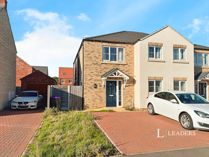 2 Bedroom Semi-Detached House To Rent In Eagle Road, Bourne, PE10
