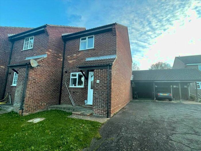 2 Bedroom Semi-Detached House To Rent In Bembridge Road, Eastbourne BN23