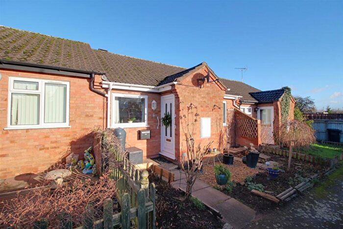 2 Bedroom Terraced Bungalow For Sale In Foley Road, Newent, GL18