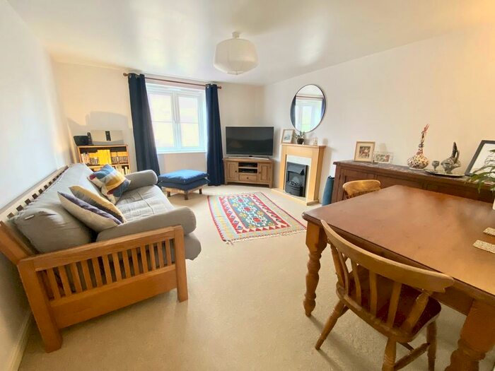 2 Bedroom Apartment To Rent In Bedminster, Bristol South End, BS3