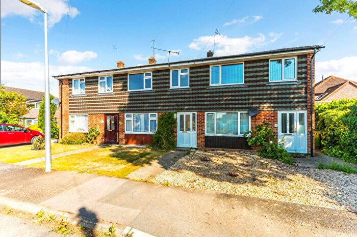 3 Bedroom Terraced House To Rent In Aston Close, Pangbourne, Reading, Berkshire, RG8