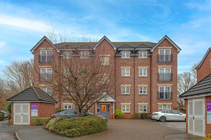 2 Bedroom Apartment For Sale In Drillfield Road, Northwich, CW9