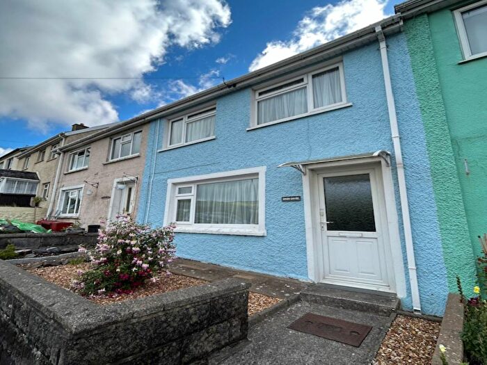 3 Bedroom Property To Rent In Nant Y Fallen, Bow Street, SY24
