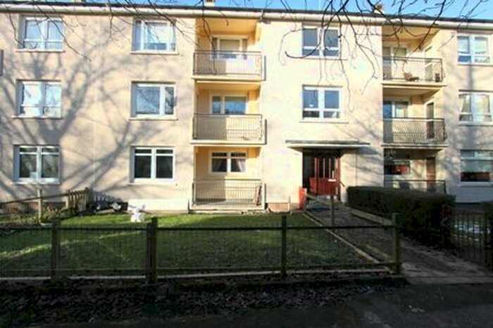 2 Bedroom Flat To Rent In Gatehouse Street, Glasgow, G32