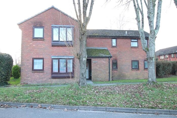 Studio To Rent In Cuthbury Gardens, Wimborne, BH21