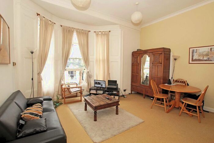 1 Bedroom Flat To Rent In Ladbroke Grove, London, W10