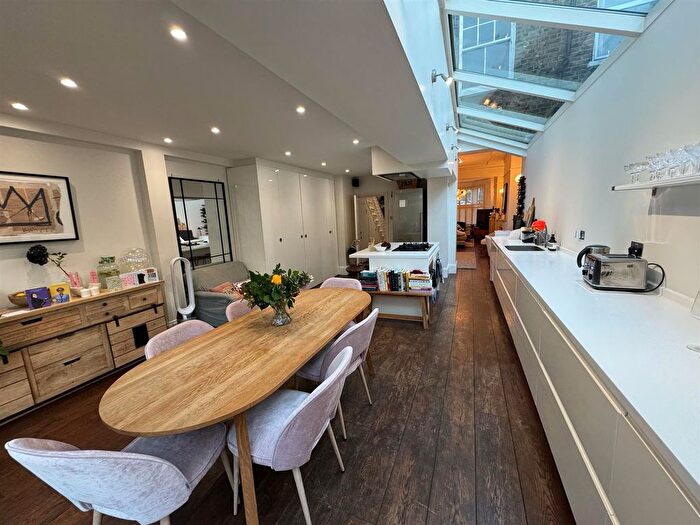 4 Bedroom Property To Rent In Hopefield Avenue, London, NW6