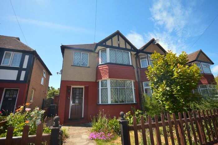 3 Bedroom Semi-Detached House To Rent In Westdean Avenue, London, SE12