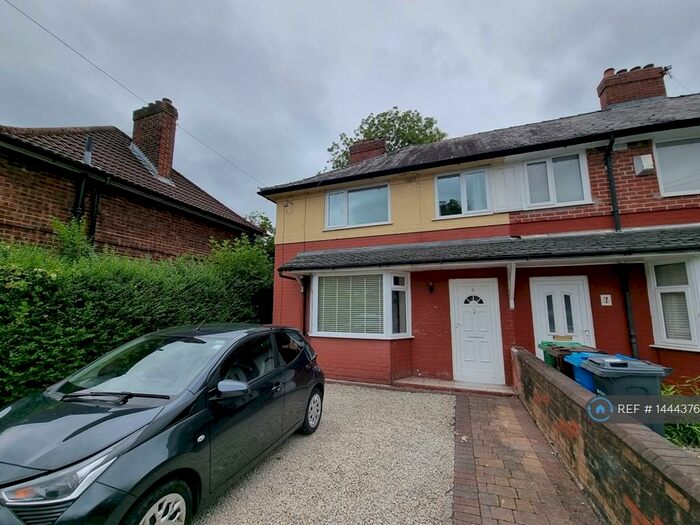 3 Bedroom End Of Terrace House To Rent In Pentwyn Grove, Manchester, M23