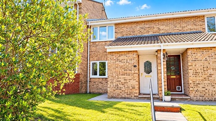 1 Bedroom Maisonette To Rent In Goodall Close, Gillingham, ME8