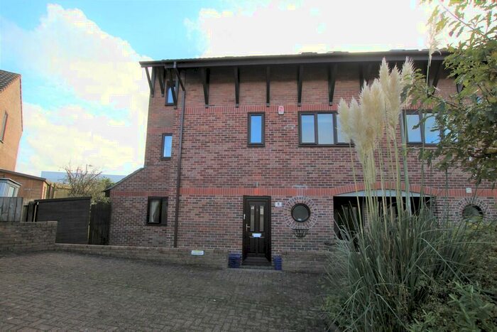 5 Bedroom End Of Terrace House To Rent In Branson Court, Plympton, Plymouth, PL7