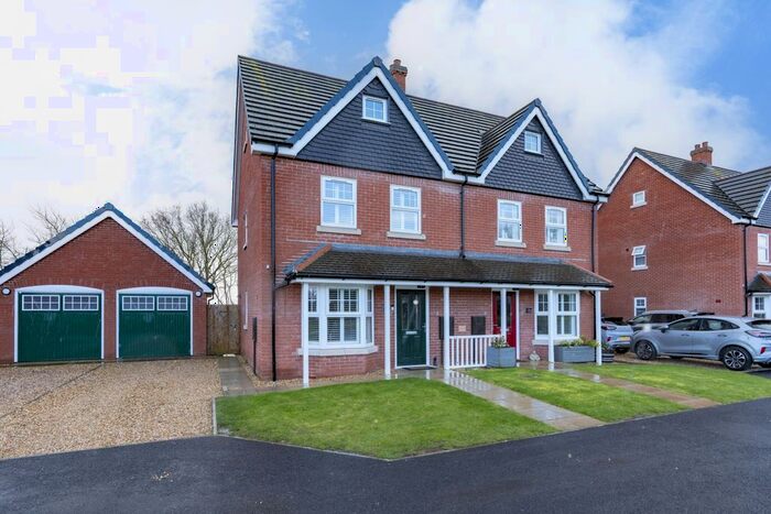 3 Bedroom Semi-Detached House To Rent In Witham Road, Woodhall Spa, Lincolnshire, LN10