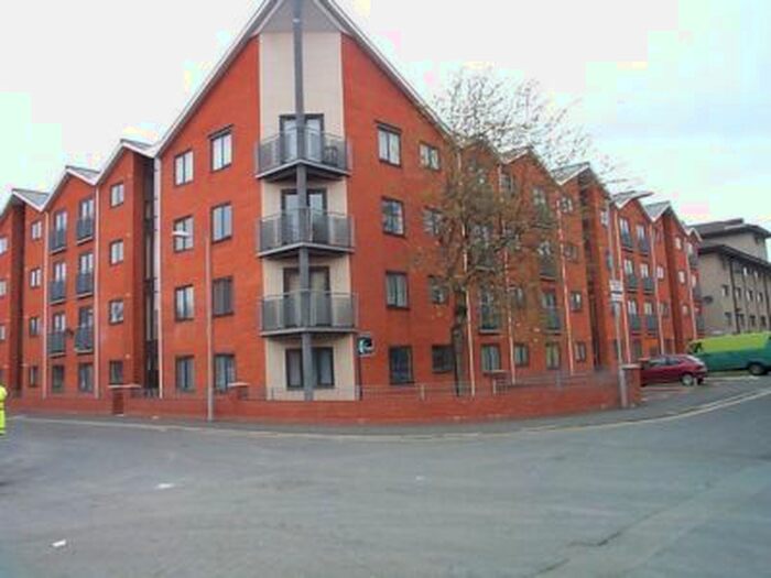 2 Bedroom Flat To Rent In Loxford Street, Hulme, M15