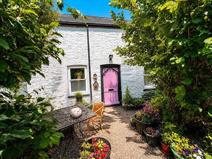 2 Bedroom Terraced House For Sale In Rose Terrace, Tregaron, SY25
