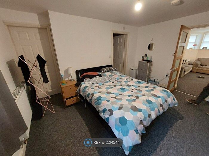 1 Bedroom Flat To Rent In Belle Vue Parade, Scarborough, YO11