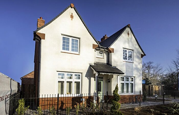 4 Bedroom Detached House For Sale In Blackwood Road, Blackwood, NP12