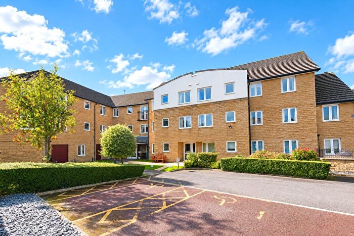 1 Bedroom Flat For Sale In Oxford Avenue, Guiseley, Leeds, West Yorkshire, LS20