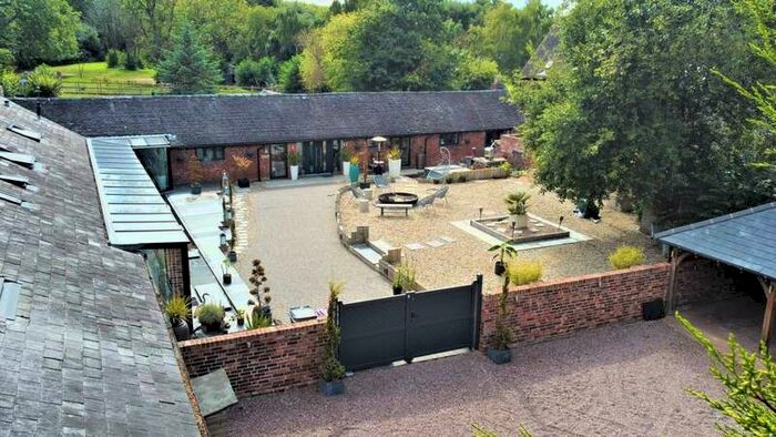 4 Bedroom Unique Property For Sale In Abnalls Lane, Lichfield, Staffordshire, WS13