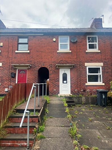 3 Bedroom Terraced House For Sale In Polefield Hall Road, Prestwich, M25