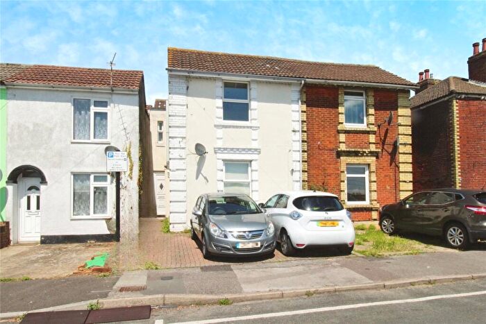 2 Bedroom Flat For Sale In Elgin Road, Southampton, Hampshire, SO15