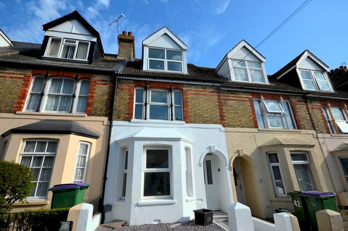 3 Bedroom Terraced House To Rent In Garden Road, Folkestone, CT19