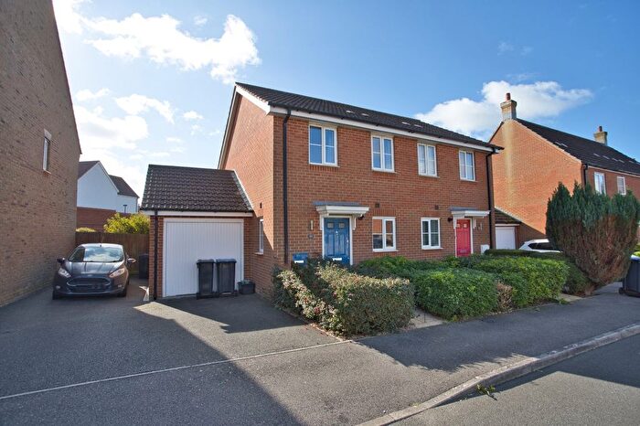 2 Bedroom Semi Detached House For Sale In Ardent Road, Whitfield, Dover, Kent, CT16