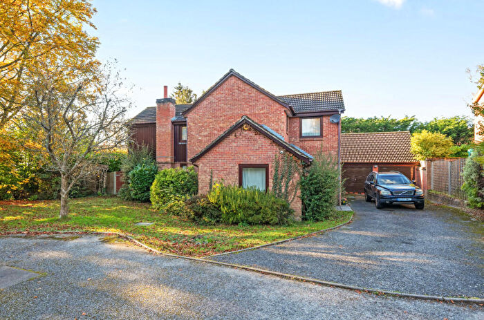 4 Bedroom Detached House To Rent In The Glade, Thornbury Wood, Hiltingbury, Chandler's Ford, SO53