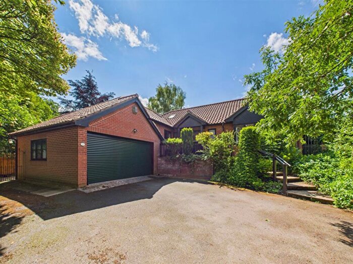 5 Bedroom Detached Bungalow To Rent In Main Street, Woodborough, Nottingham, NG14