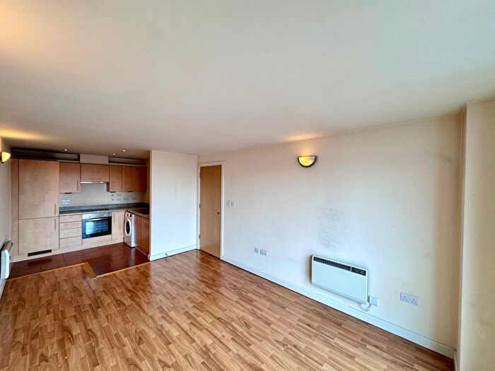 2 Bedroom Apartment To Rent In The Hicking Building, Nottingham City Outskirts, NG2