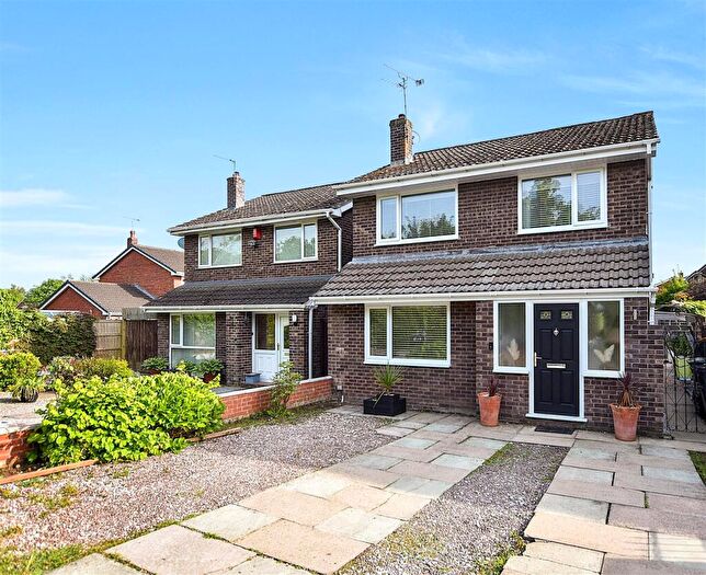 4 Bedroom Detached House For Sale In Yarwood Drive, Wrexham, LL13