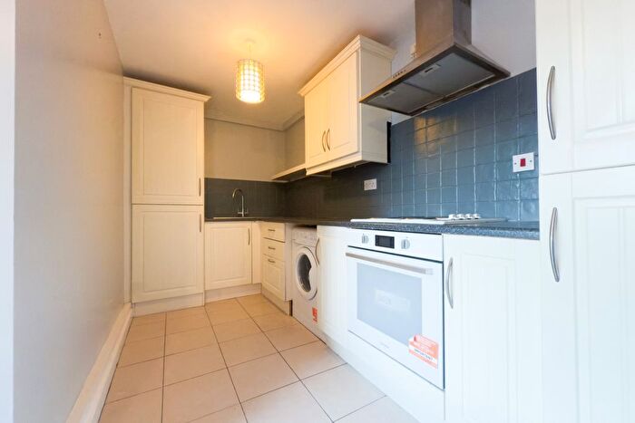 1 Bedroom Flat To Rent In Maplewood Apartments, Llandaff North, CF14