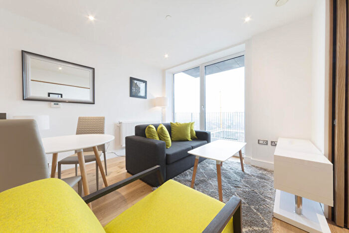 Apartment To Rent In Thanet Tower, Caxton Street North, Canning Town, London, E16