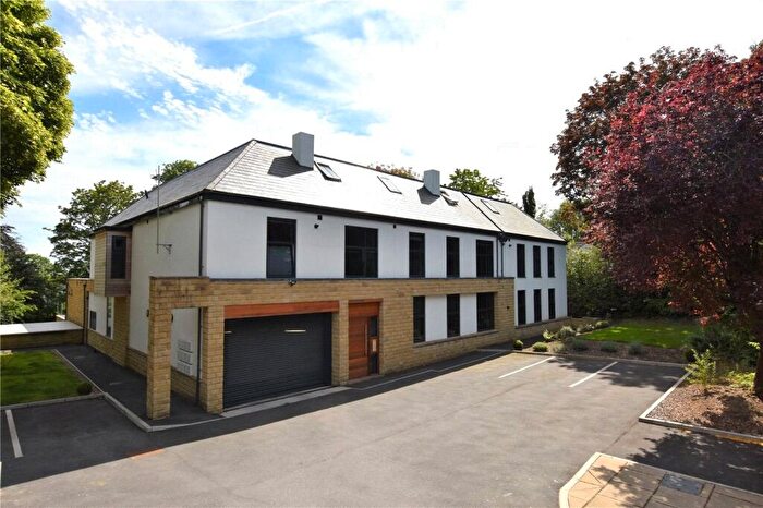 2 Bedroom Apartment To Rent In Flat, Allerton Park, Leeds, West Yorkshire, LS7