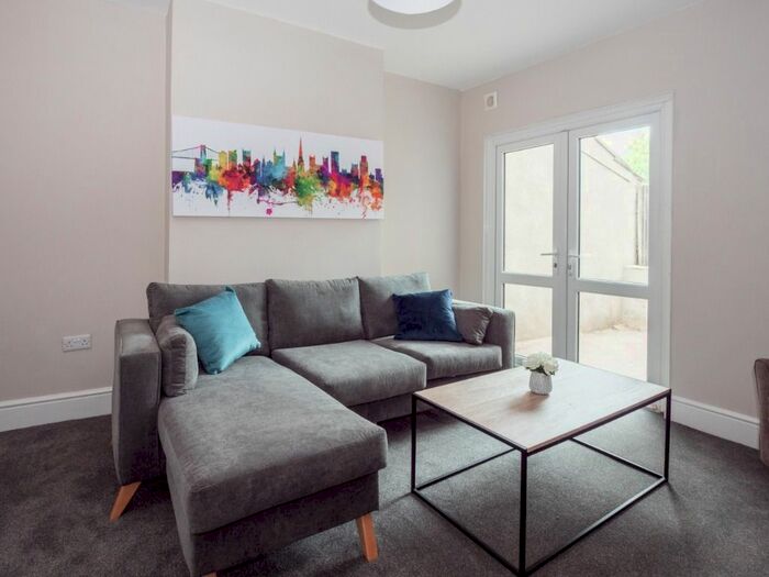 4 Bedroom Terraced House To Rent In Ridgeway Road, Fishponds, Bristol, BS16