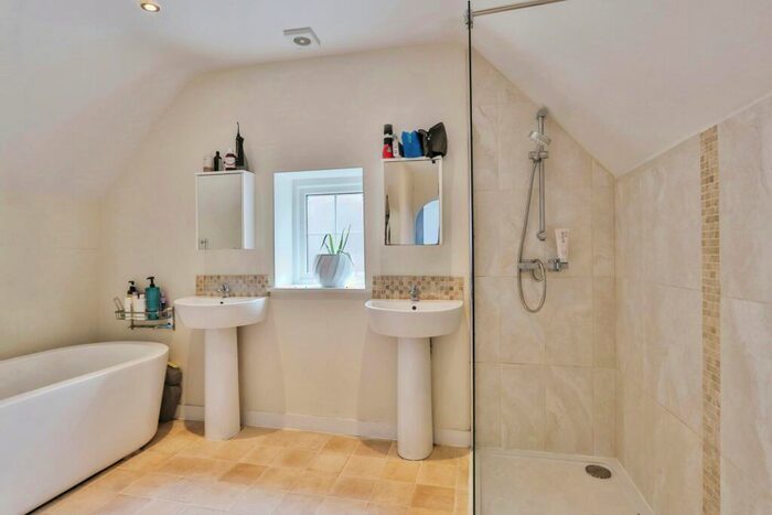 4 Bedroom Detached House For Sale In Magna Road, Bournemouth, Dorset, BH11