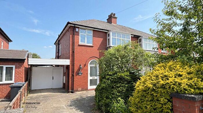 3 Bedroom Semi Detached House For Sale In Oaklands Avenue, Tarleton, PR4