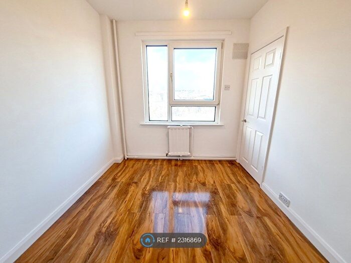 2 Bedroom Flat To Rent In Bradfield Road, Sheffield, S6