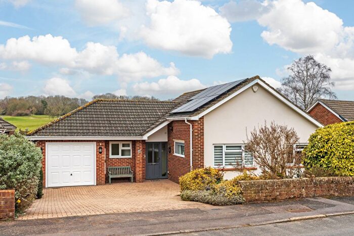 3 Bedroom Detached Bungalow For Sale In Sunnydown Road, Winchester, SO22