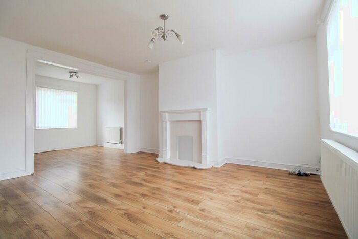 3 Bedroom House To Rent In Raydale Avenue, Washington, NE37