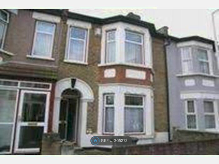 2 Bedroom Maisonette To Rent In First Floor Elizabeth Road, London, E6