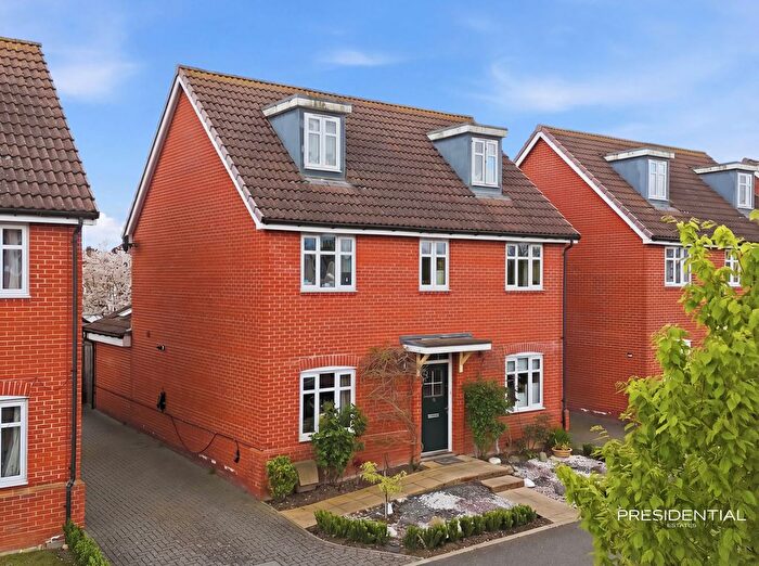 5 Bedroom Detached House For Sale In Beeches Crescent, Chelmsford, CM1