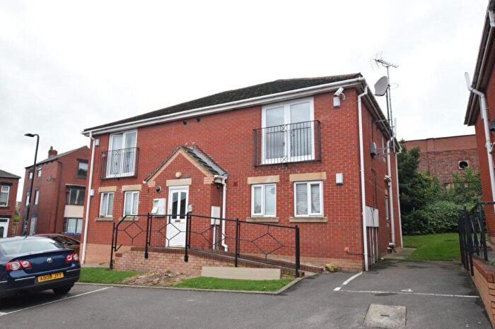 2 Bedroom Flat For Sale In Belgrave Road, Barnsley, S71